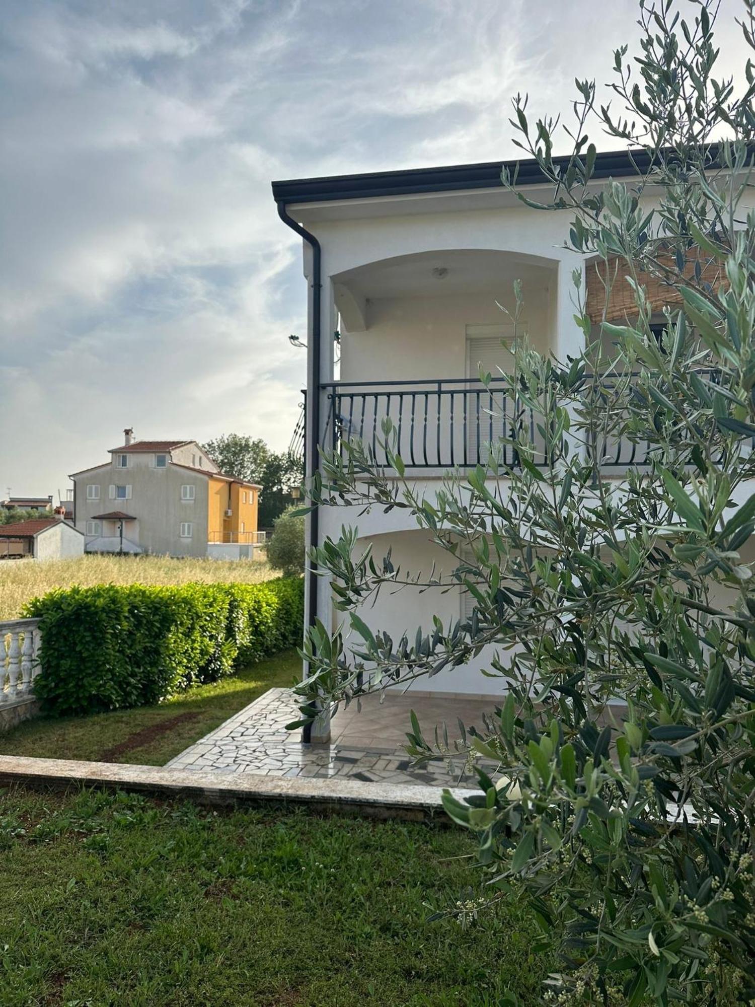 Apartmani I Soba Mia Poreč Exterior foto